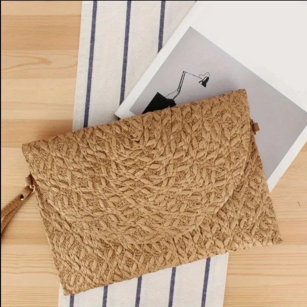 Argyle Woven Paper Envelope Clutch Bag - Picture 2 of 7